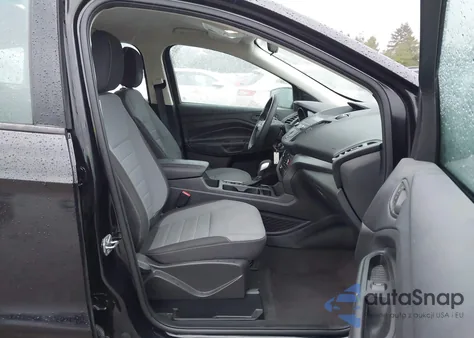 2019 Ford Escape S z USA, uszkodzony, nr VIN 1FMCU0F74KUC47647